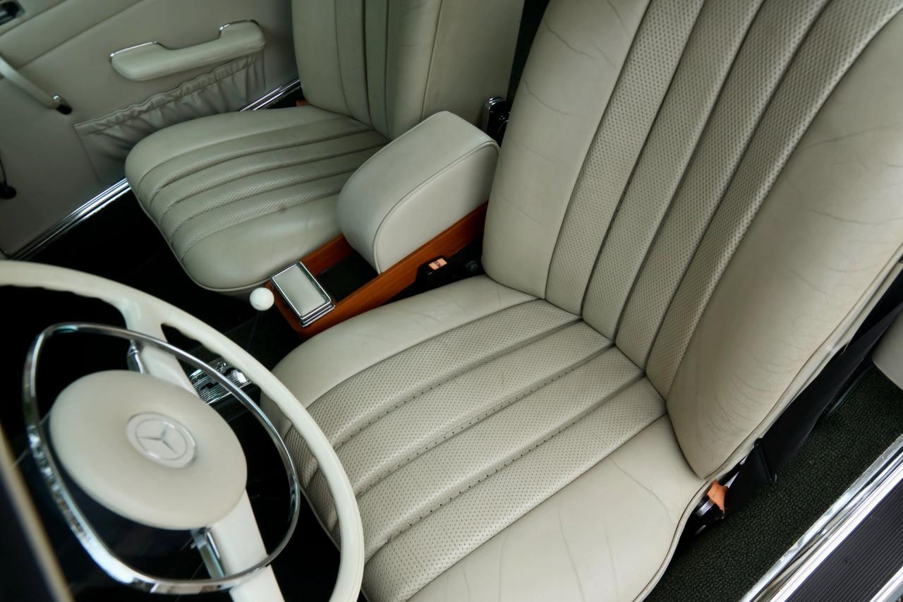 1970 Mercedes - Benz Mercedes Benz 280 SL Pagode &ldquo;MB Datenkarte correct&rdquo;