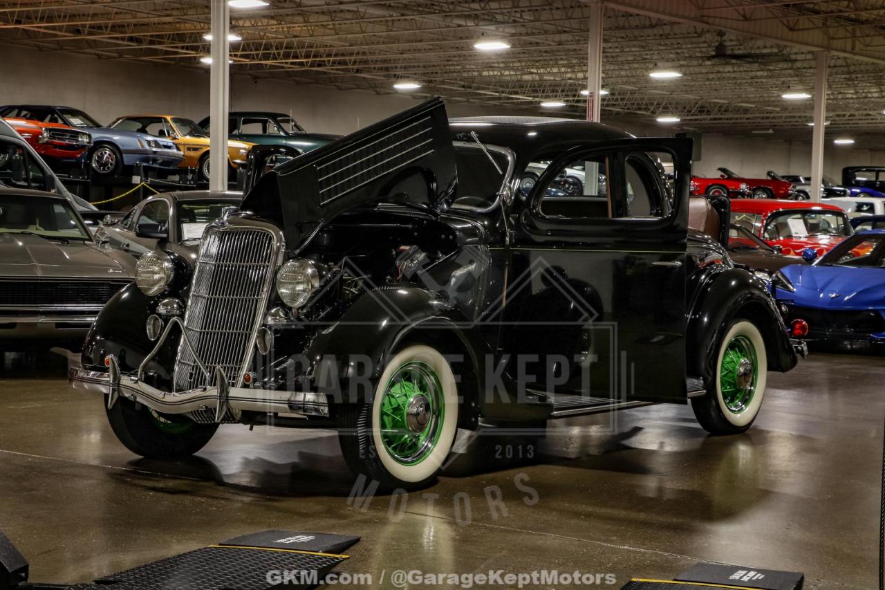 1935 Ford Coupe