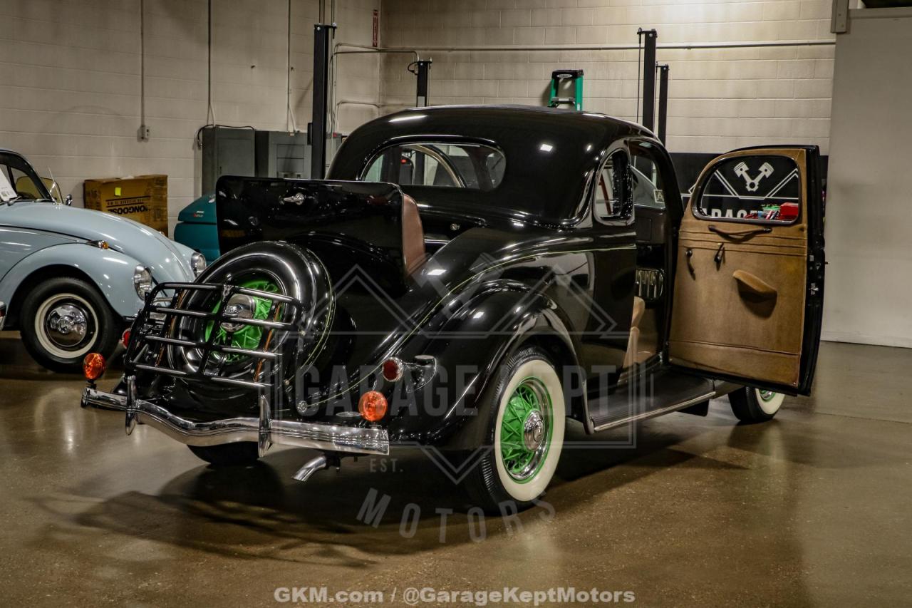 1935 Ford Coupe