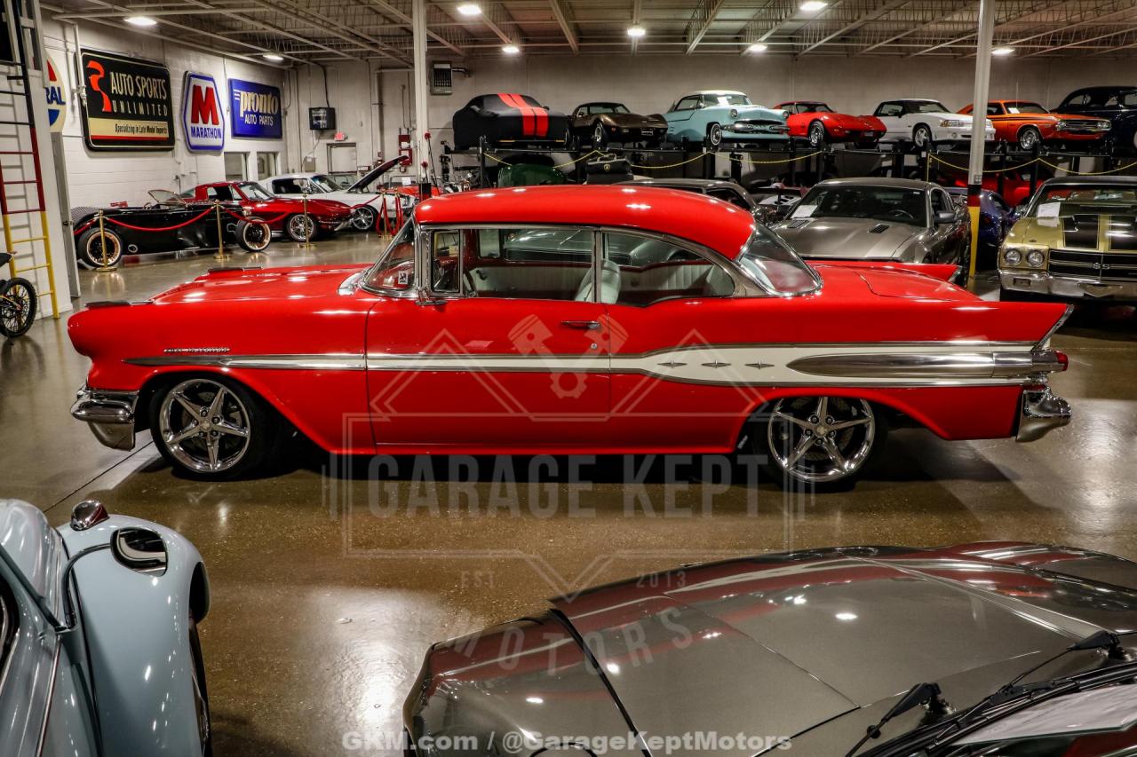 1957 Pontiac Chieftain