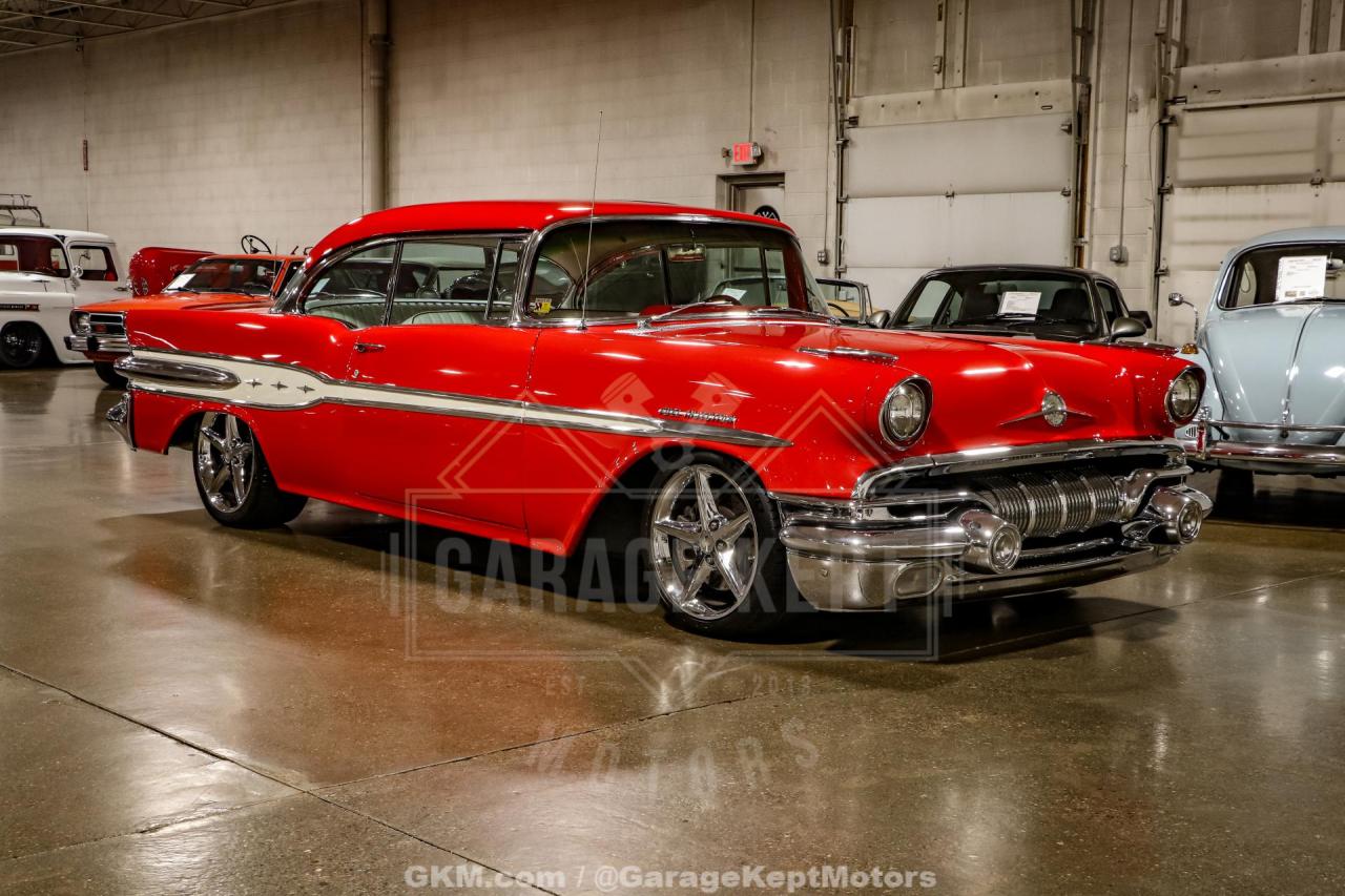 1957 Pontiac Chieftain