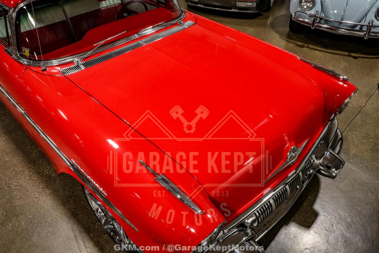 1957 Pontiac Chieftain