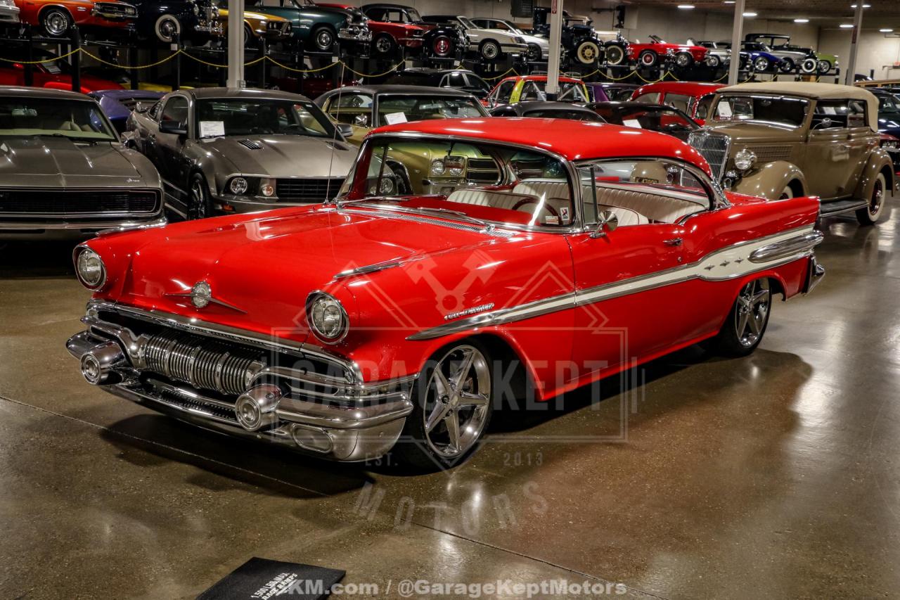 1957 Pontiac Chieftain