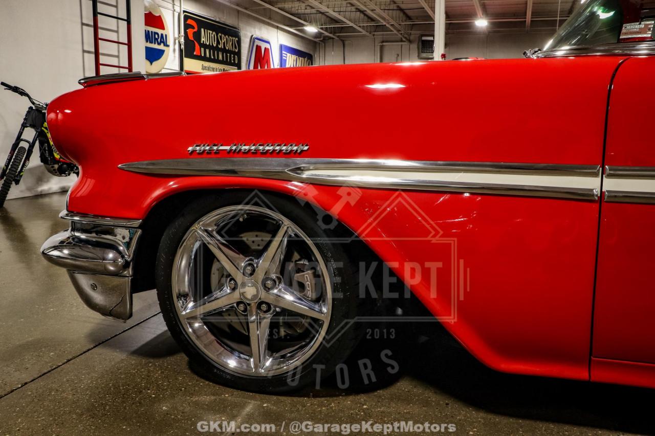 1957 Pontiac Chieftain