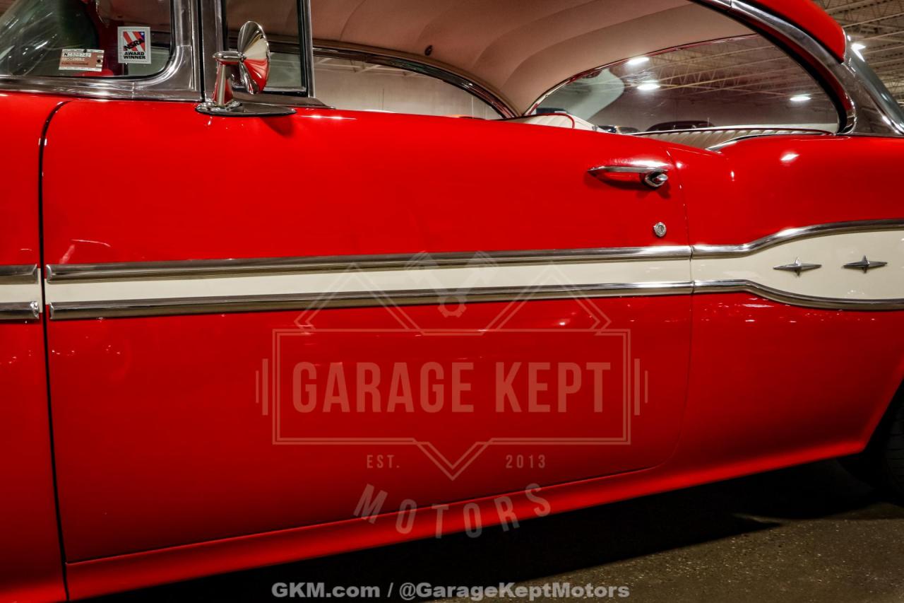 1957 Pontiac Chieftain