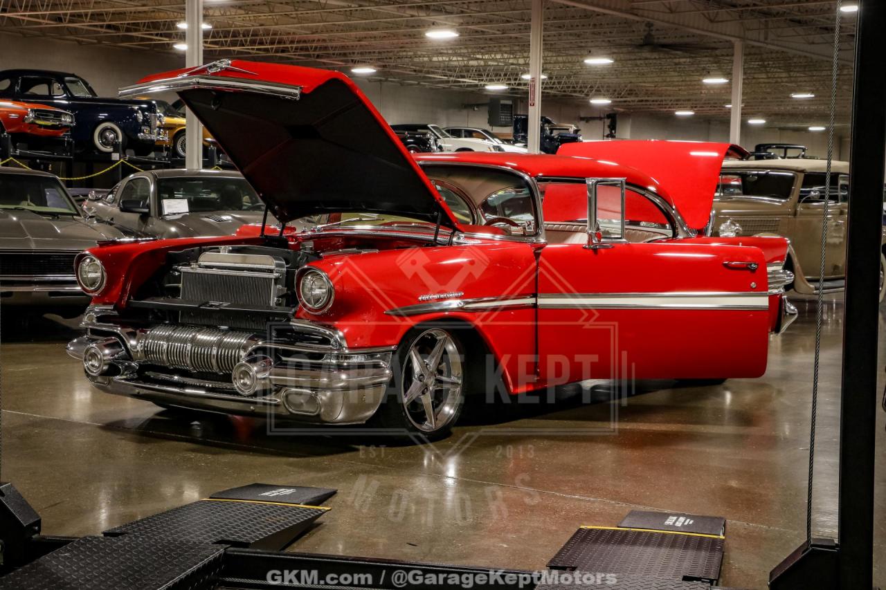 1957 Pontiac Chieftain