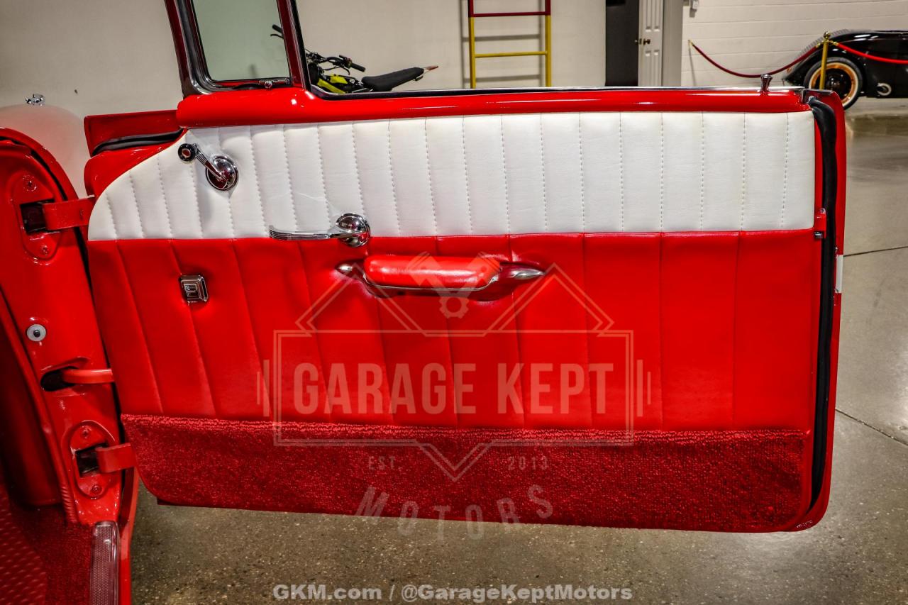 1957 Pontiac Chieftain