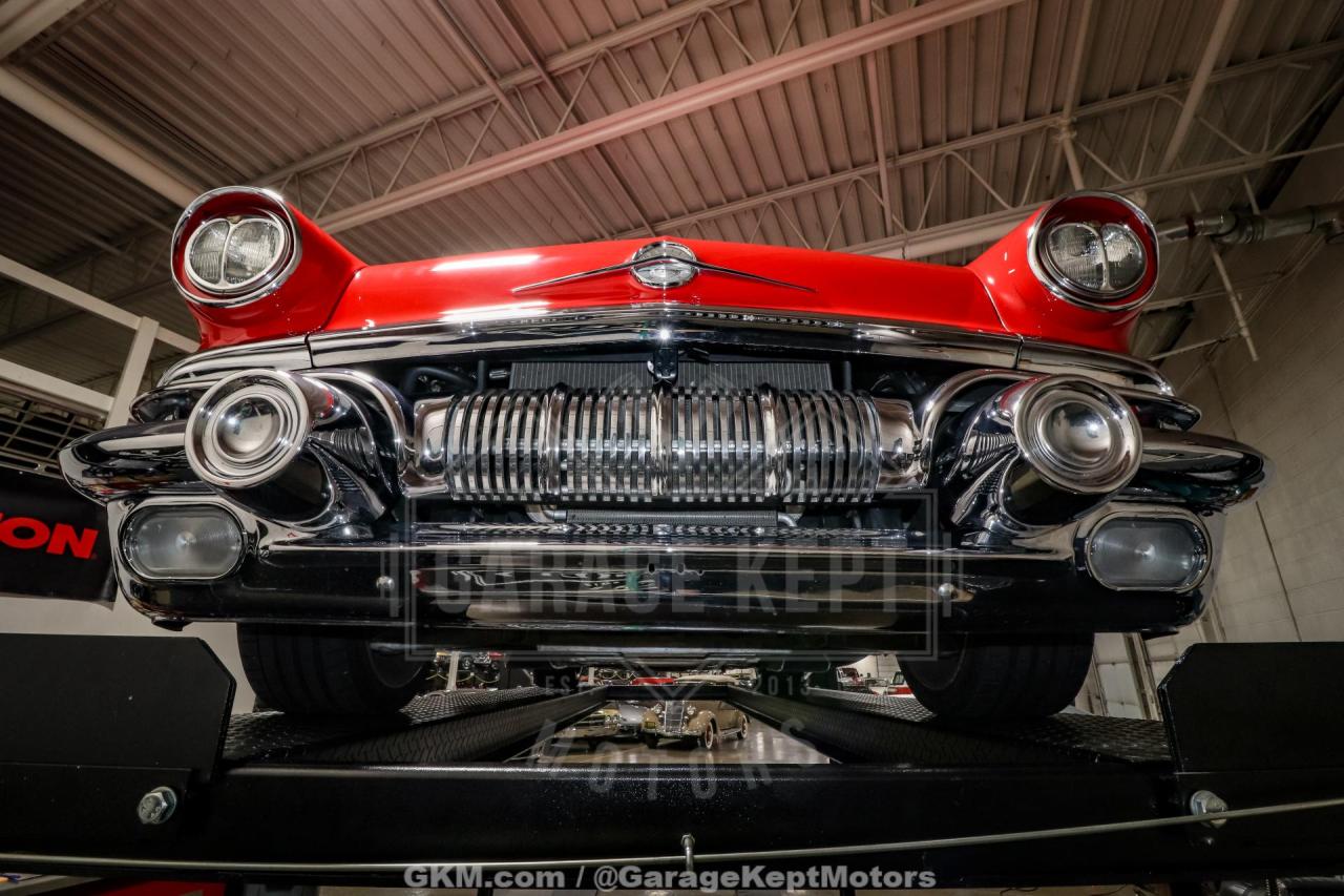 1957 Pontiac Chieftain