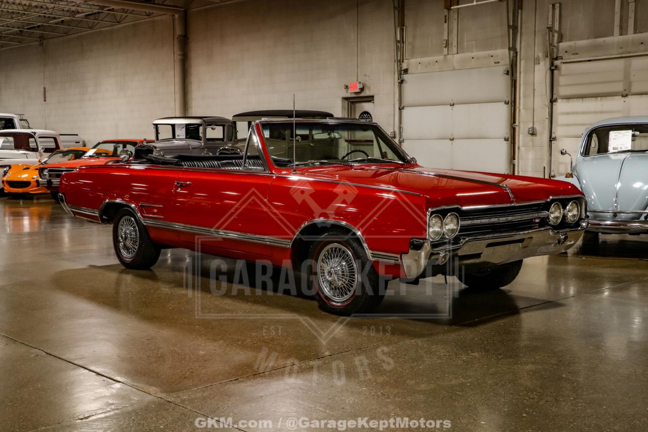 1965 Oldsmobile Cutlass 442 Convertible