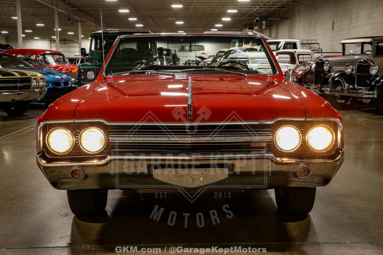 1965 Oldsmobile Cutlass 442 Convertible