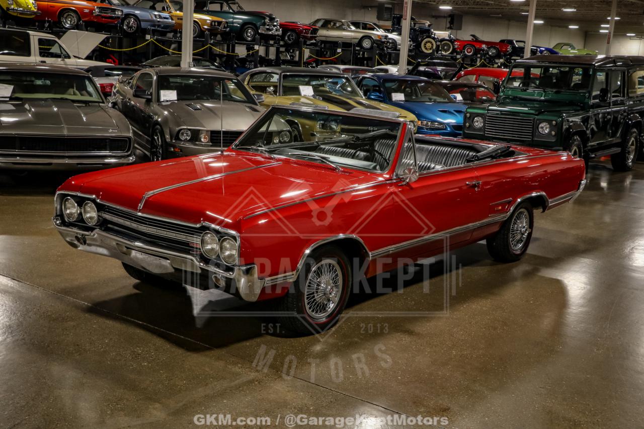 1965 Oldsmobile Cutlass 442 Convertible