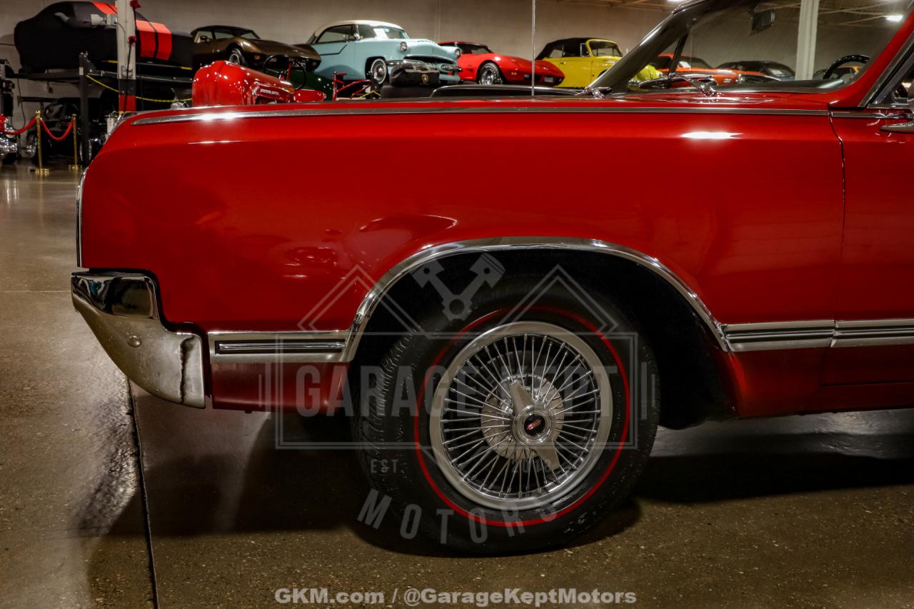 1965 Oldsmobile Cutlass 442 Convertible