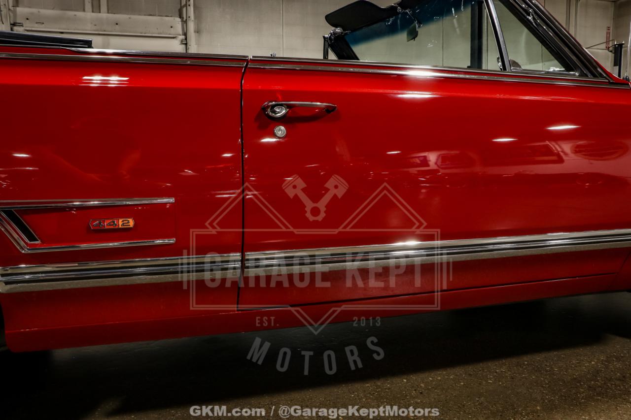 1965 Oldsmobile Cutlass 442 Convertible