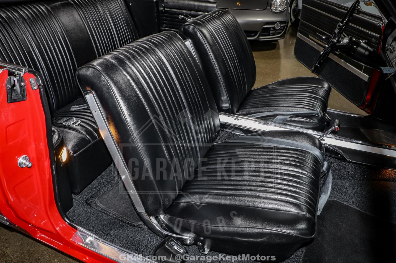 1965 Oldsmobile Cutlass 442 Convertible