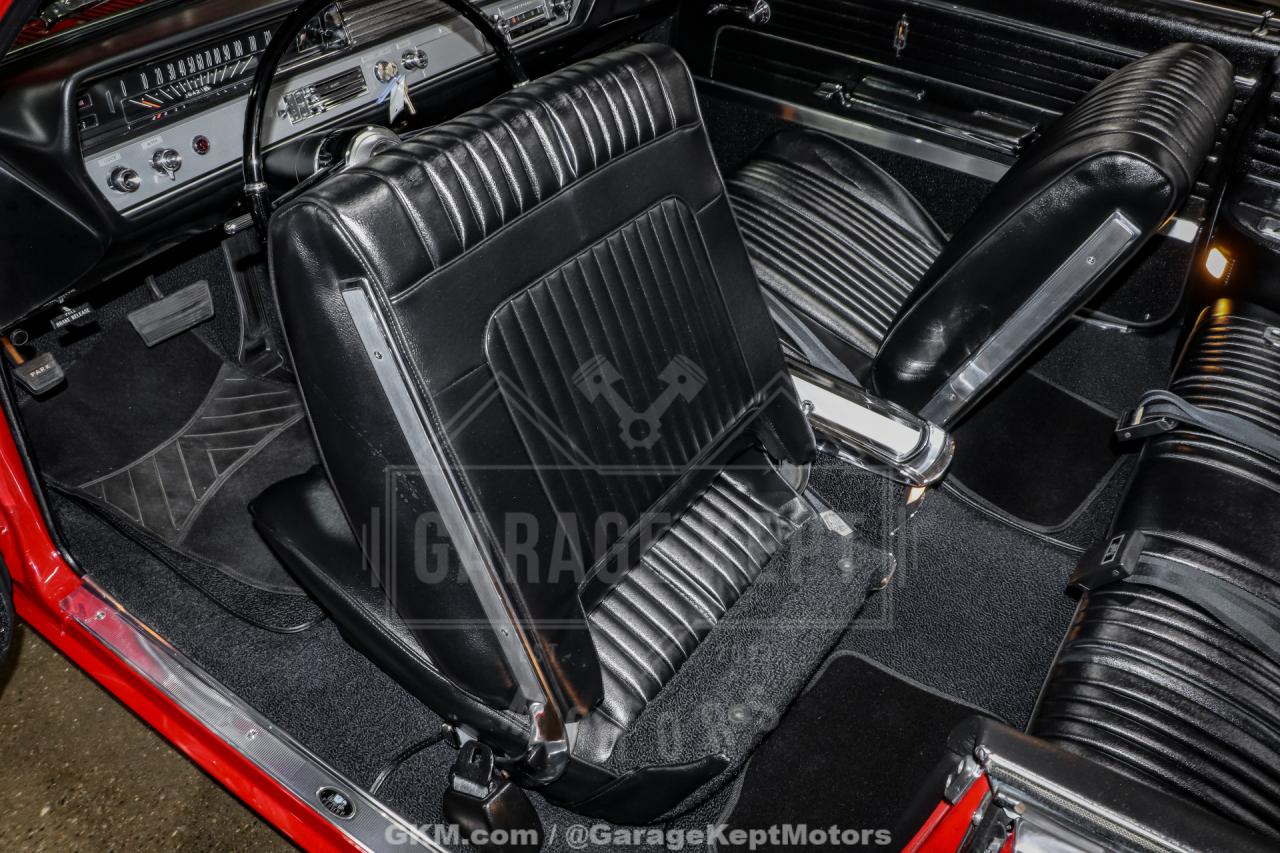 1965 Oldsmobile Cutlass 442 Convertible