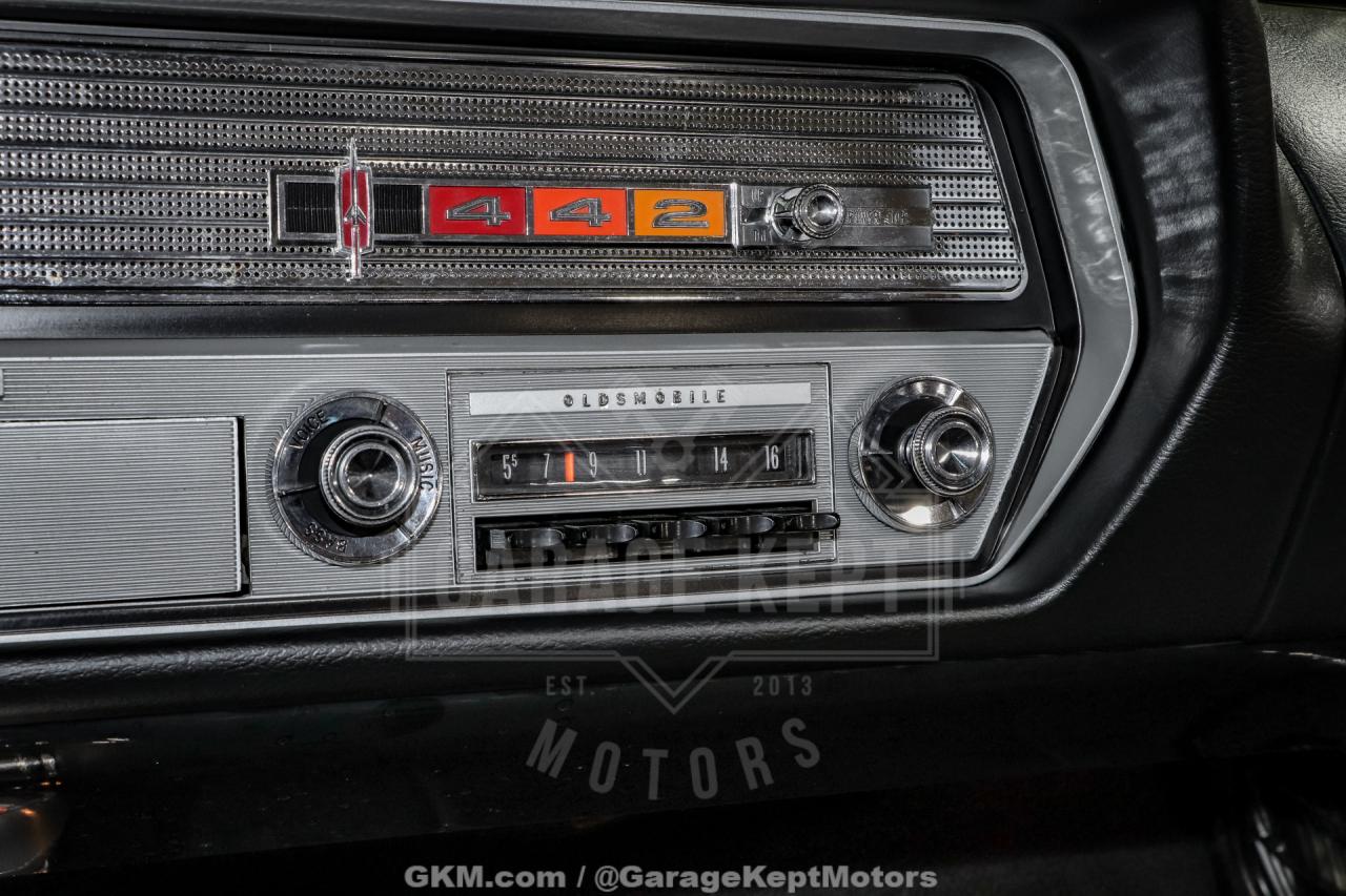 1965 Oldsmobile Cutlass 442 Convertible