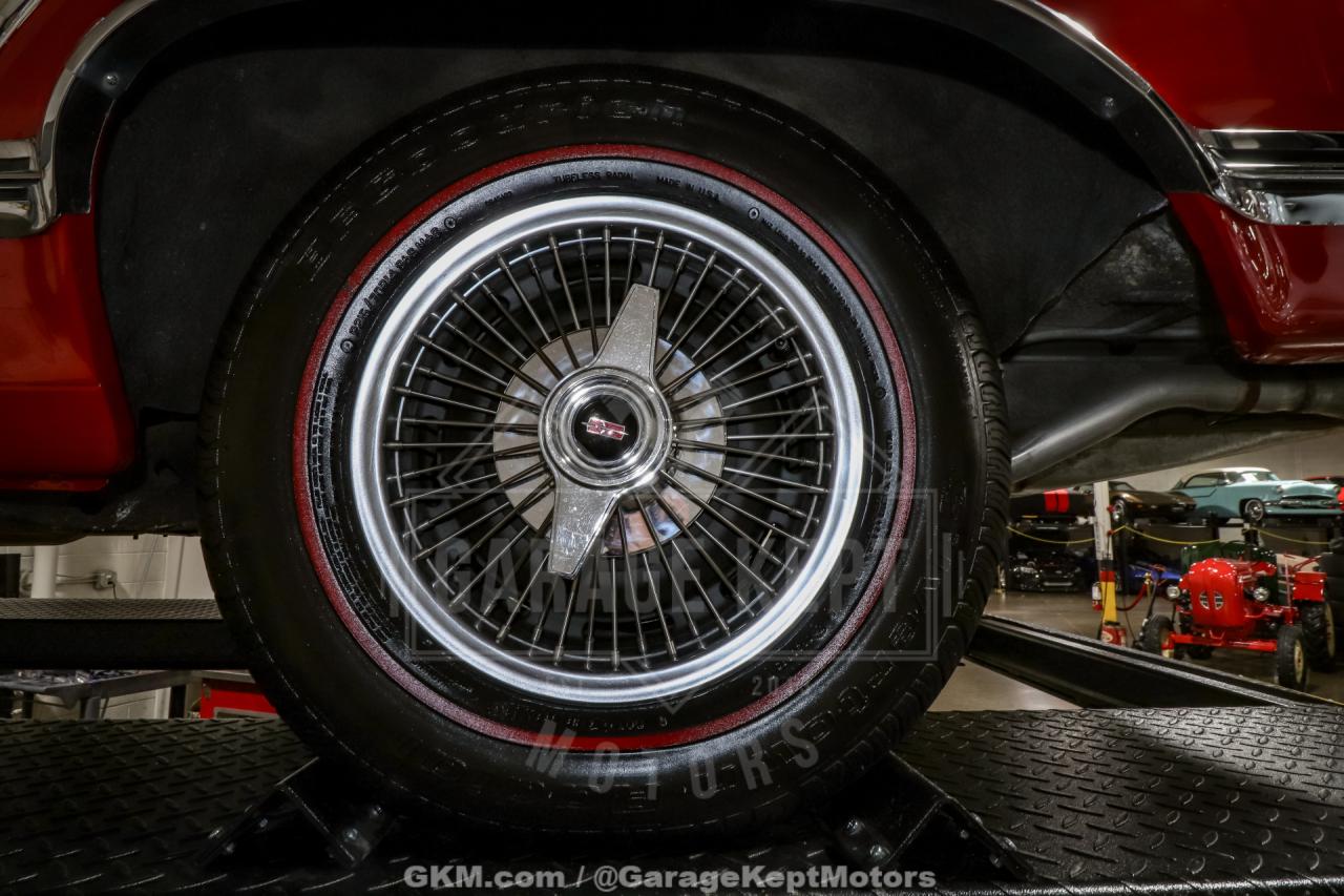 1965 Oldsmobile Cutlass 442 Convertible