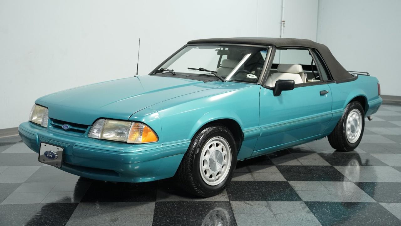 1992 Ford Mustang LX Convertible