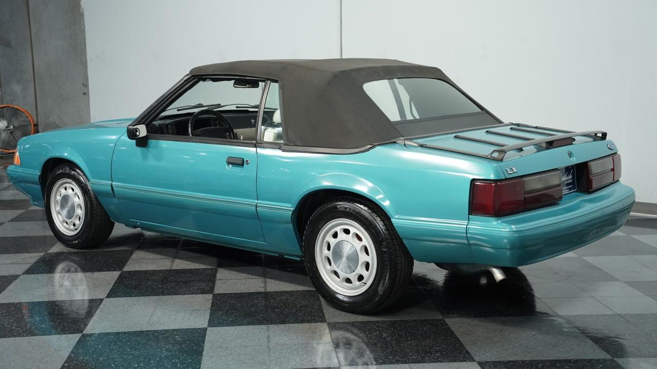 1992 Ford Mustang LX Convertible