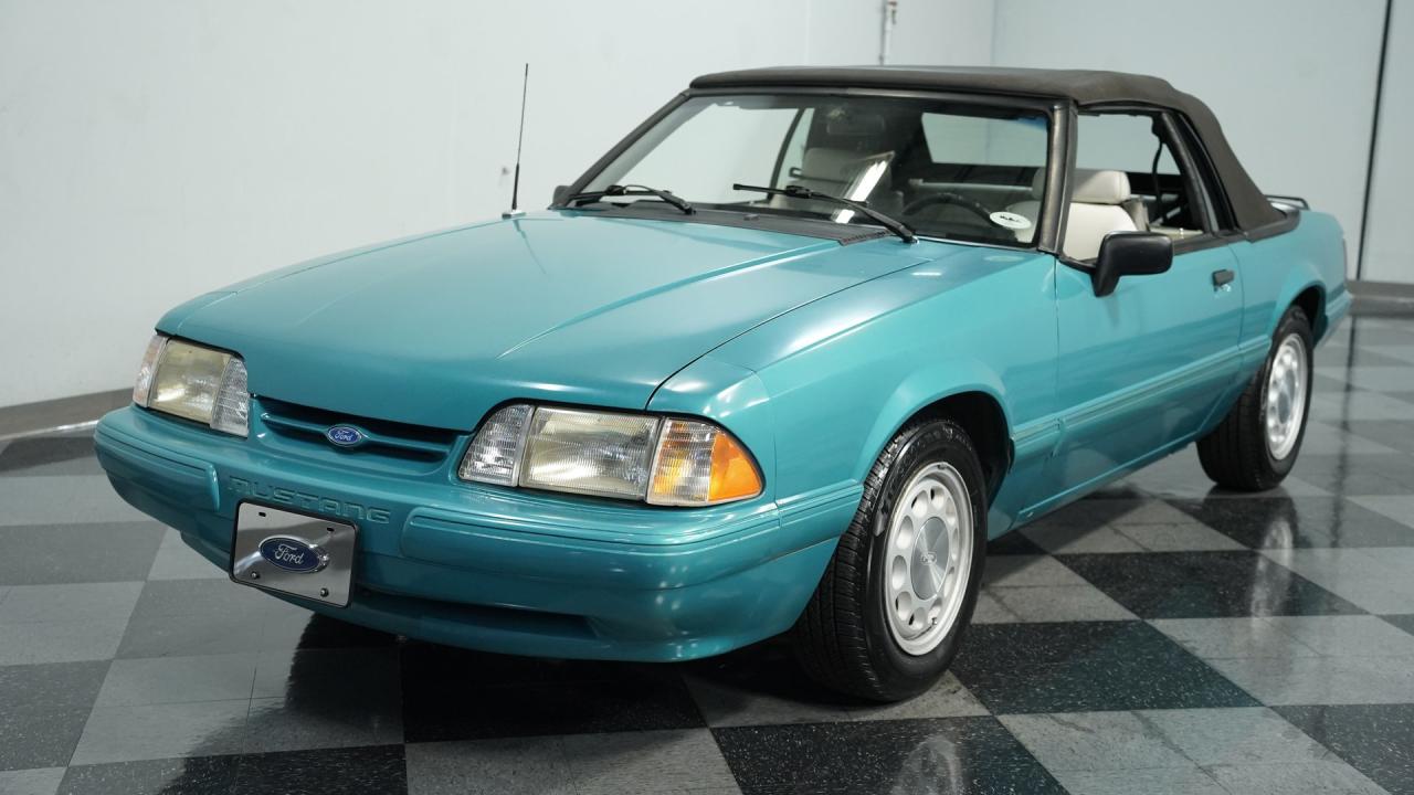 1992 Ford Mustang LX Convertible