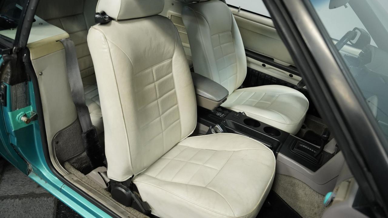 1992 Ford Mustang LX Convertible