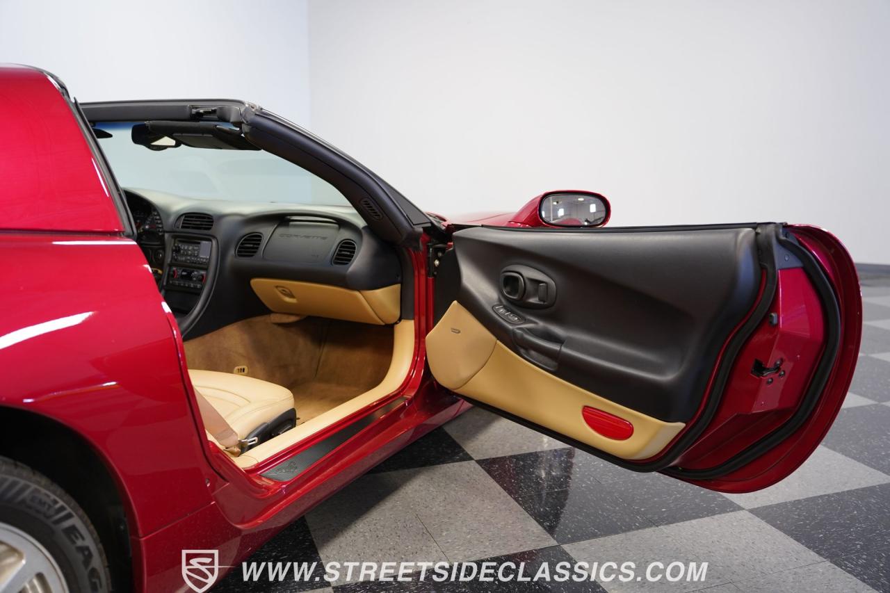 2001 Chevrolet Corvette Coupe