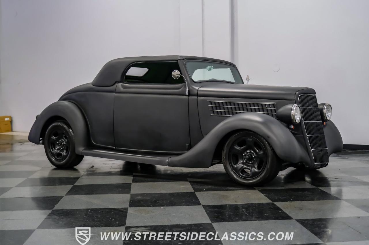 1935 Ford Cabriolet Restomod