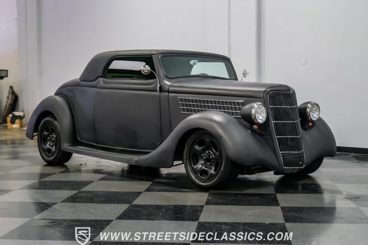 1935 Ford Cabriolet Restomod