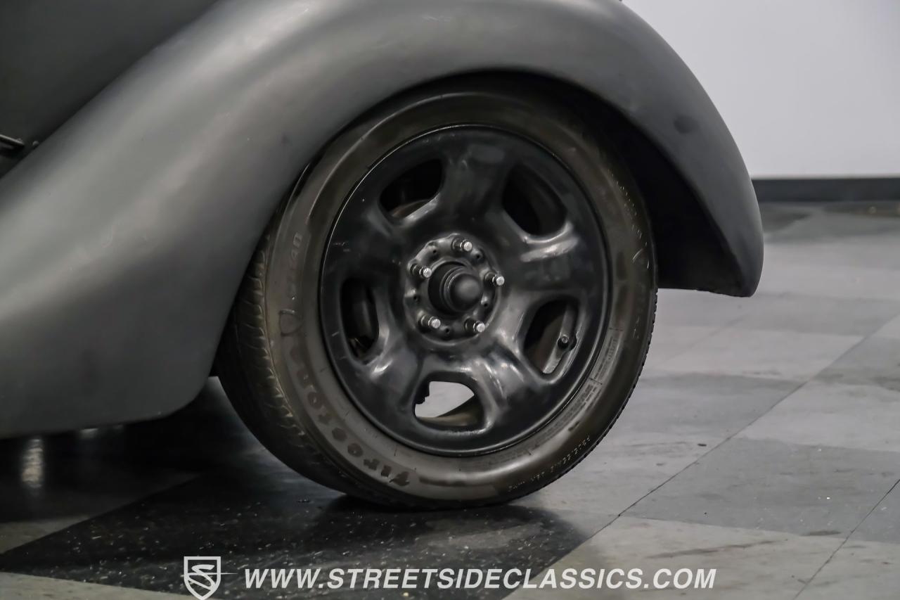 1935 Ford Cabriolet Restomod