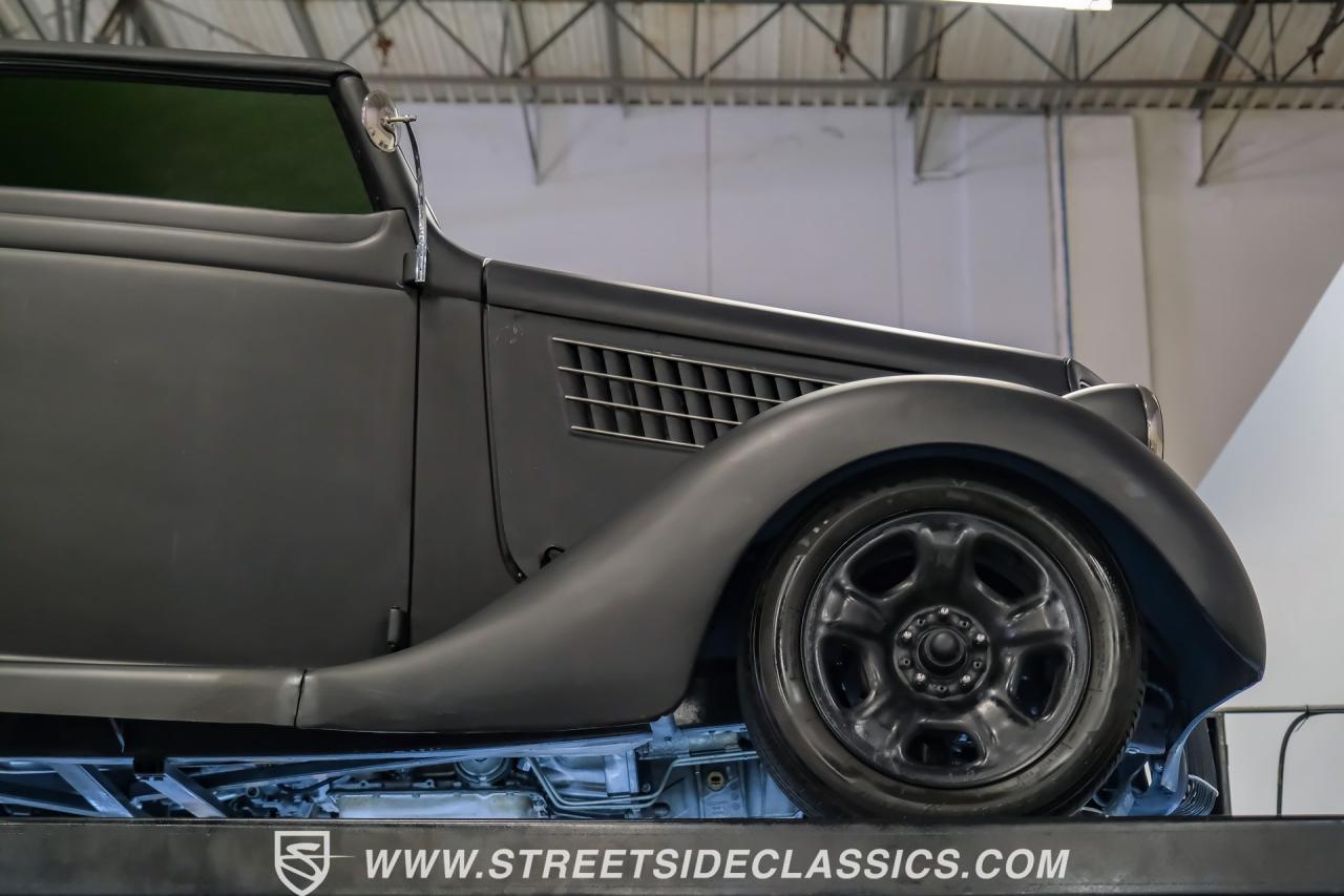 1935 Ford Cabriolet Restomod