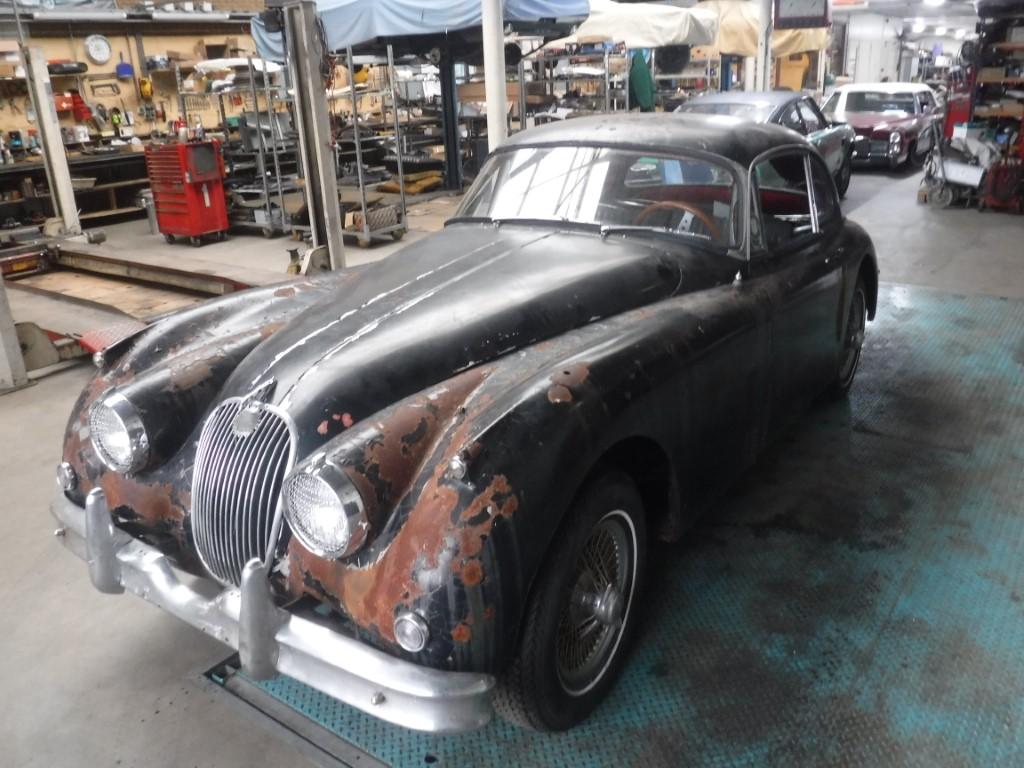 1959 Jaguar XK 150 Coup&eacute; black to restore