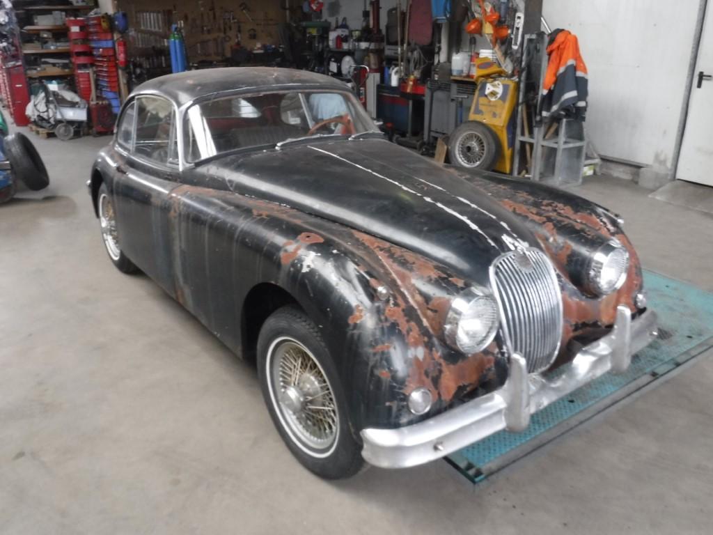 1959 Jaguar XK 150 Coup&eacute; black to restore