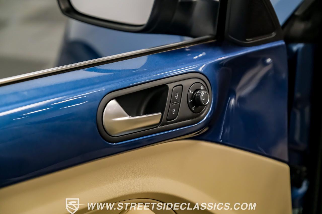 2019 Volkswagen Beetle 2.0T SEL