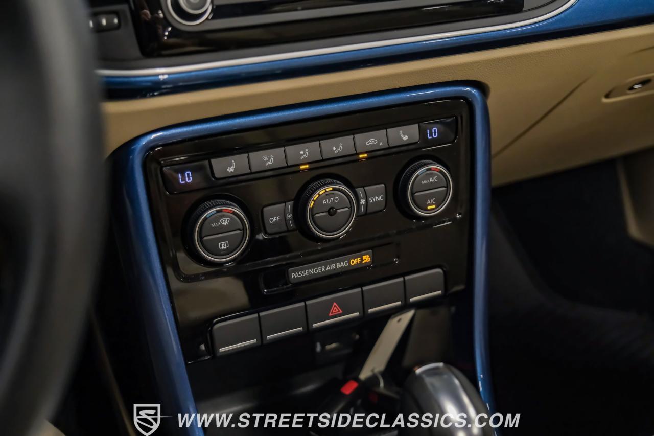 2019 Volkswagen Beetle 2.0T SEL