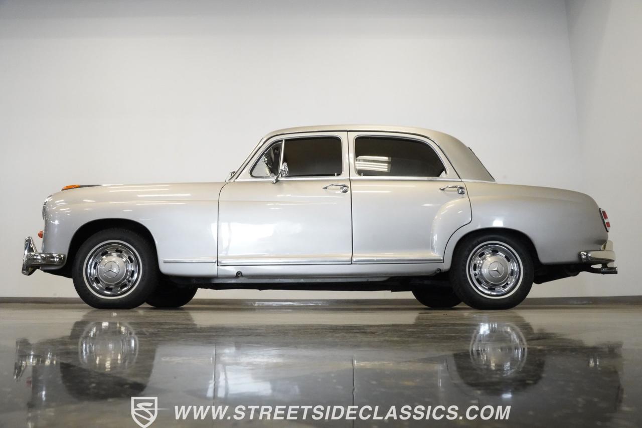 1958 Mercedes - Benz 219
