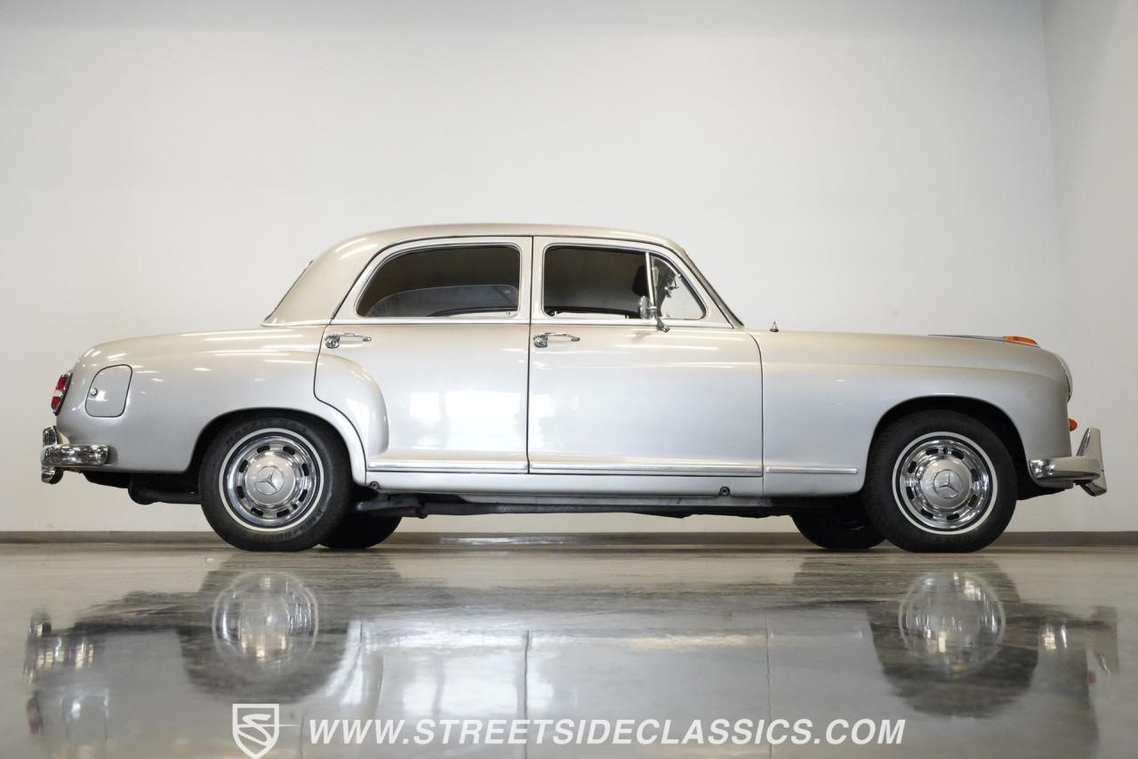 1958 Mercedes - Benz 219
