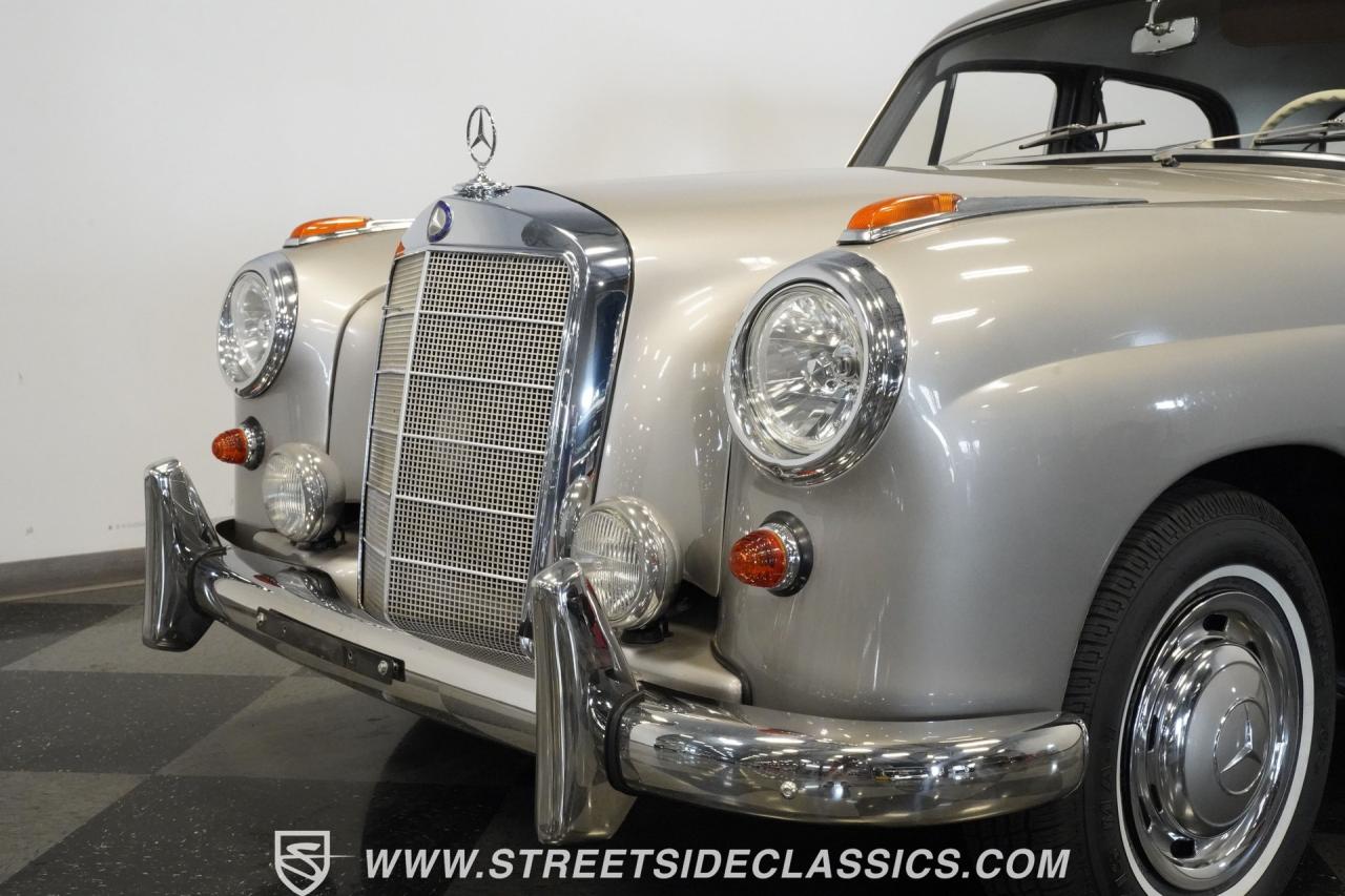 1958 Mercedes - Benz 219