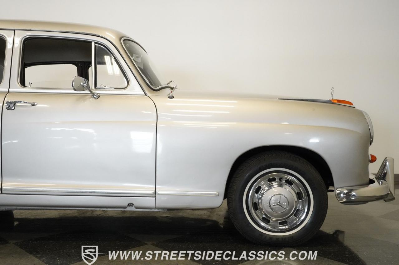 1958 Mercedes - Benz 219