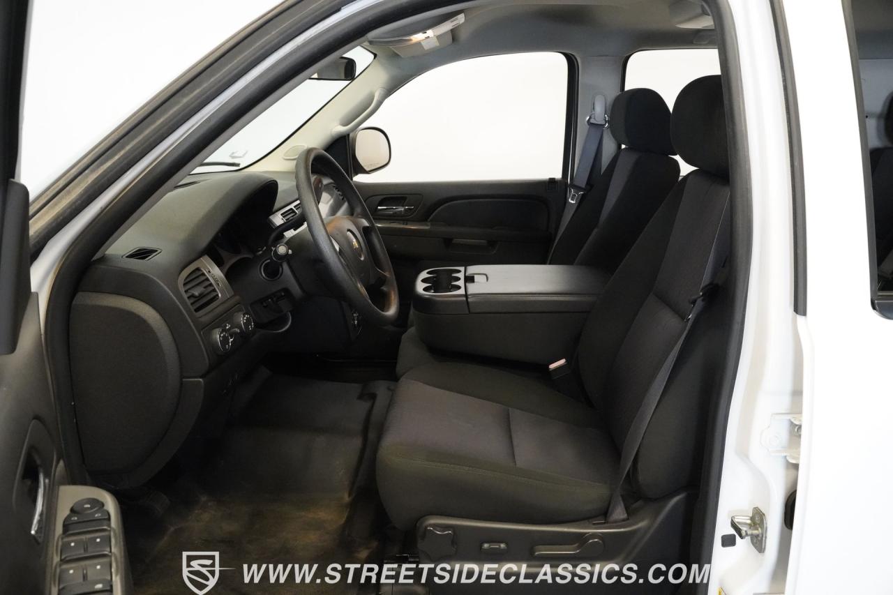 2011 Chevrolet Suburban 2500 4X4