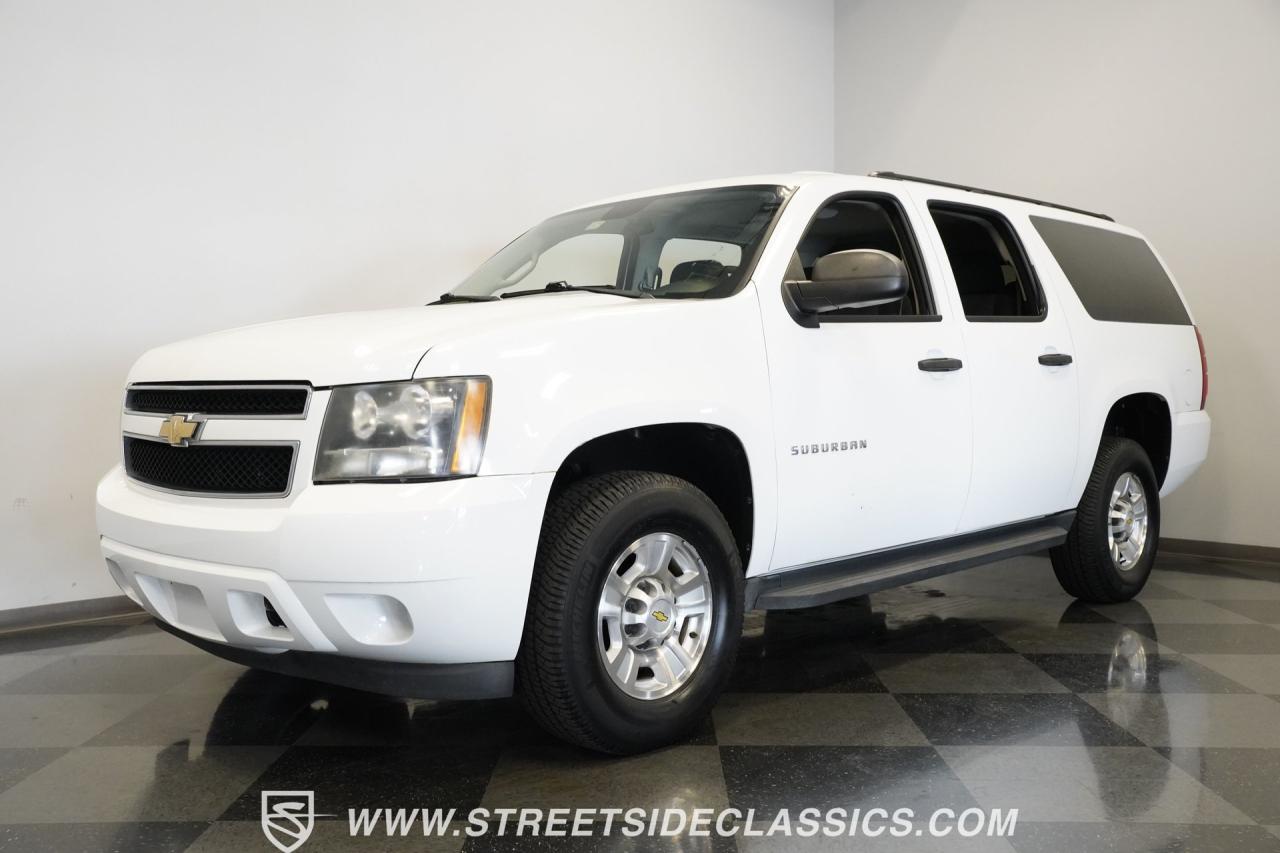 2011 Chevrolet Suburban 2500 4X4