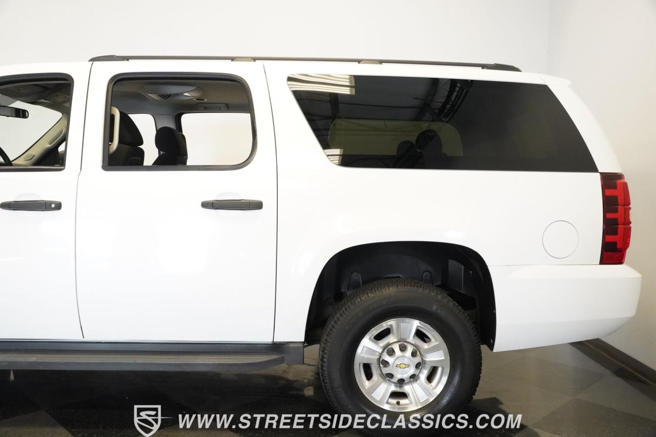 2011 Chevrolet Suburban 2500 4X4