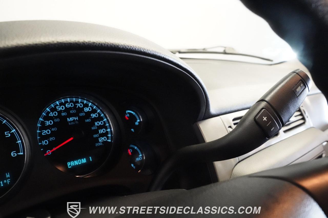 2011 Chevrolet Suburban 2500 4X4