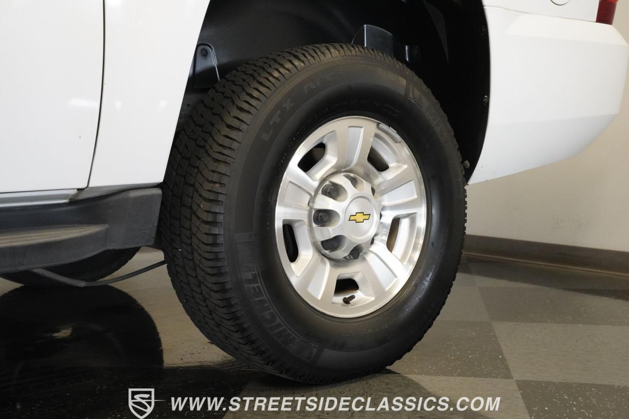 2011 Chevrolet Suburban 2500 4X4