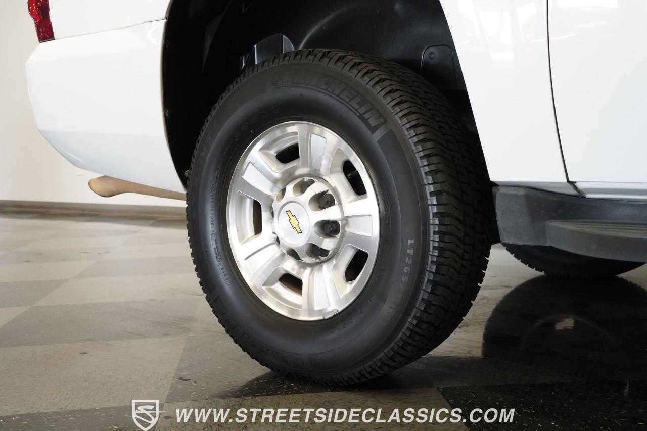 2011 Chevrolet Suburban 2500 4X4