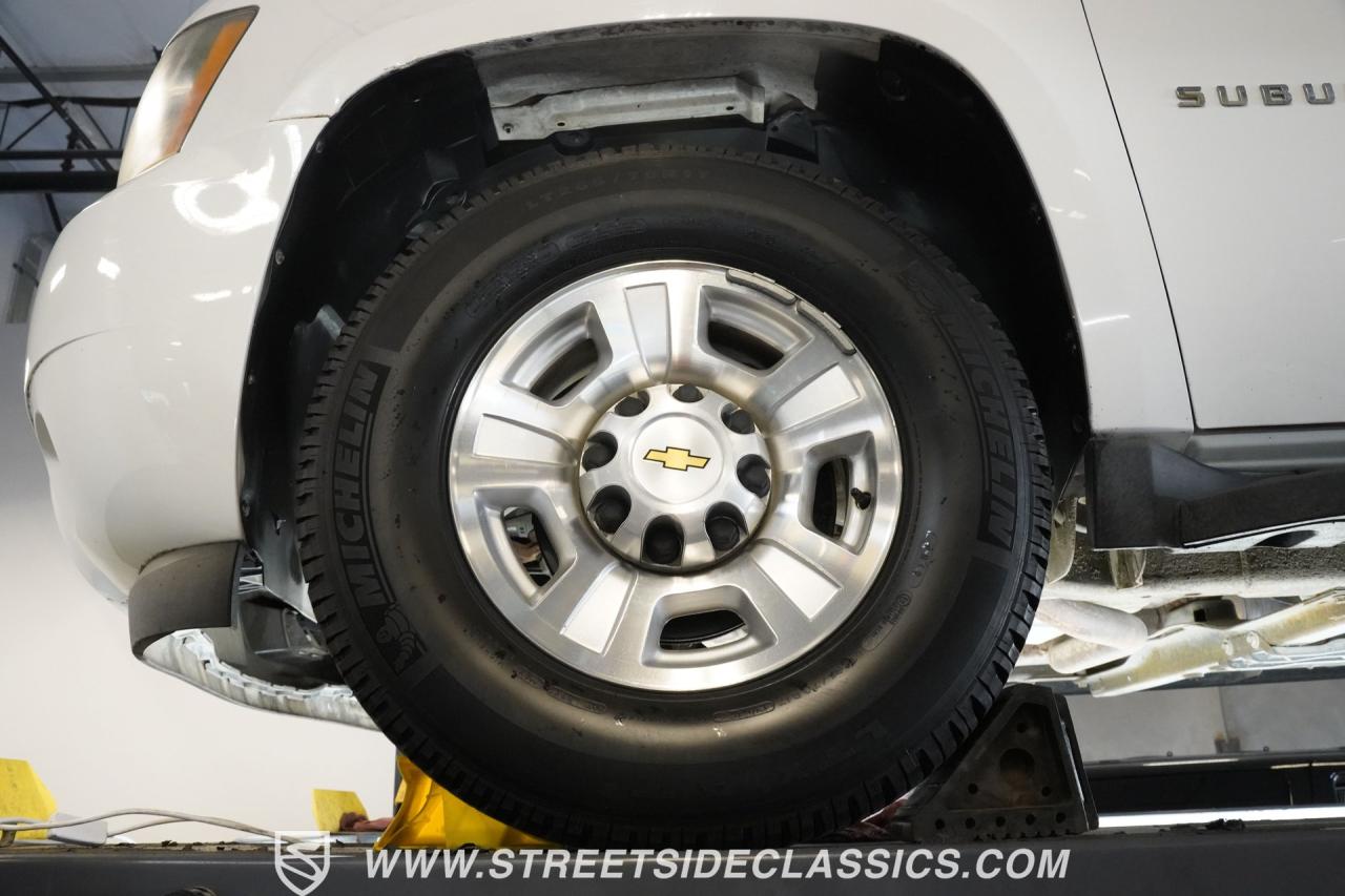 2011 Chevrolet Suburban 2500 4X4