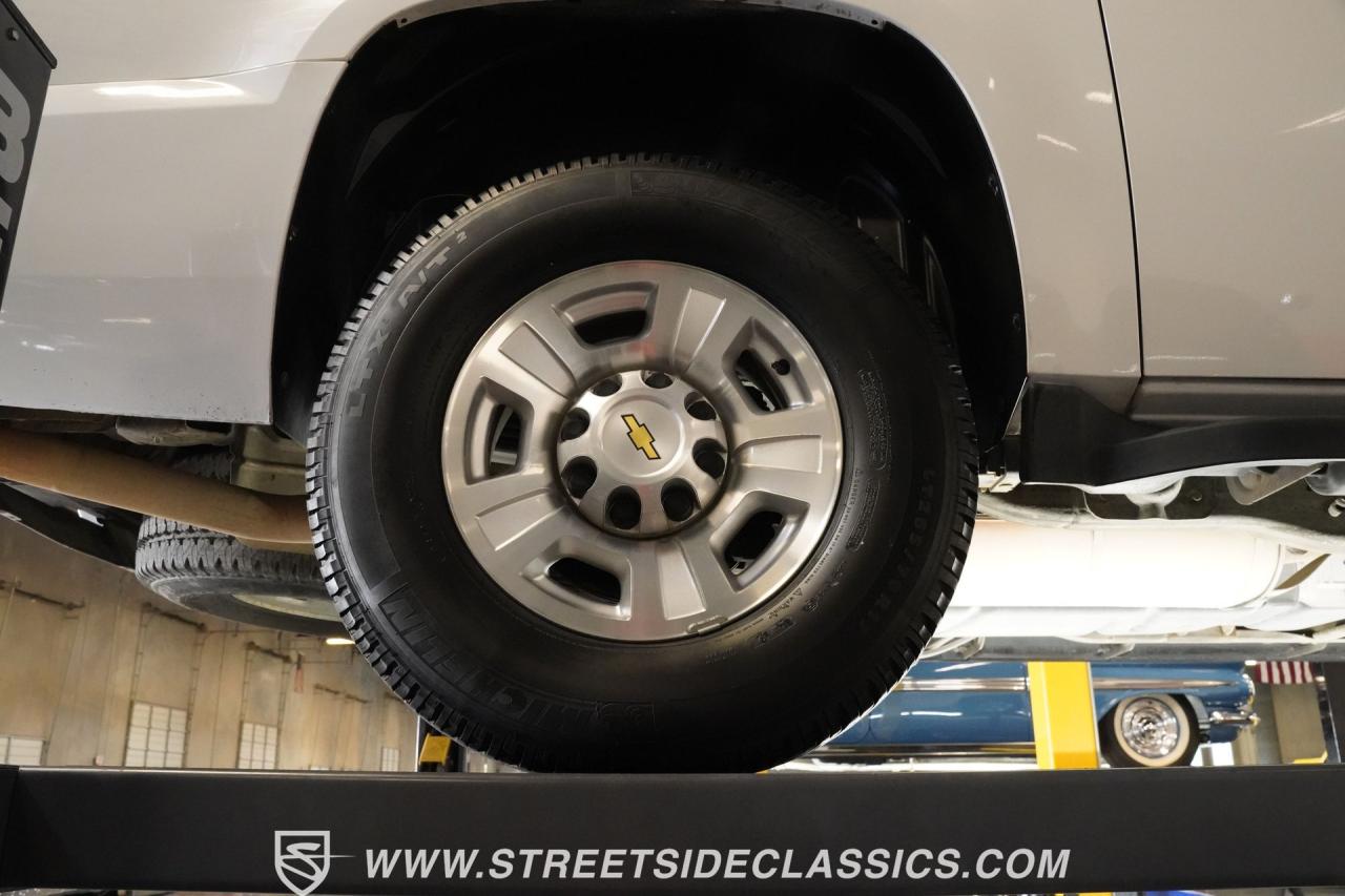 2011 Chevrolet Suburban 2500 4X4