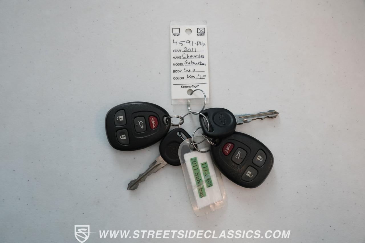 2011 Chevrolet Suburban 2500 4X4