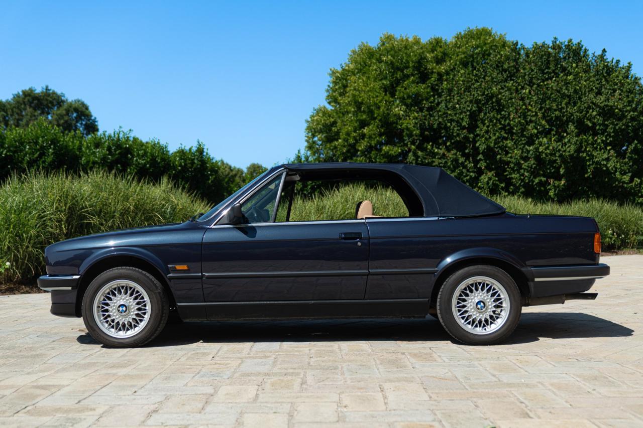1989 BMW E30 CABRIOLET