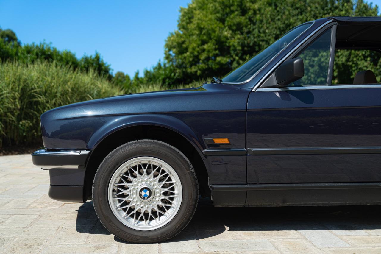 1989 BMW E30 CABRIOLET