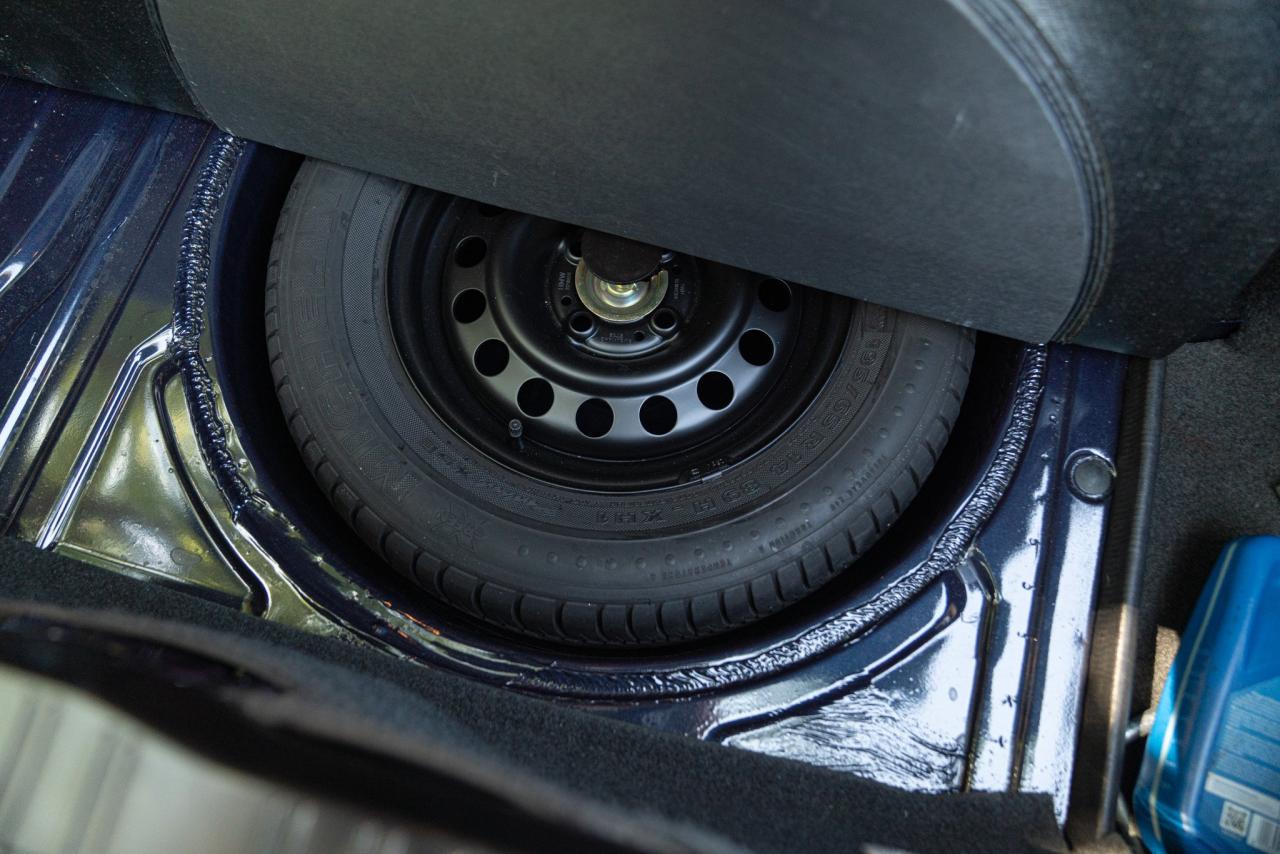 1989 BMW E30 CABRIOLET